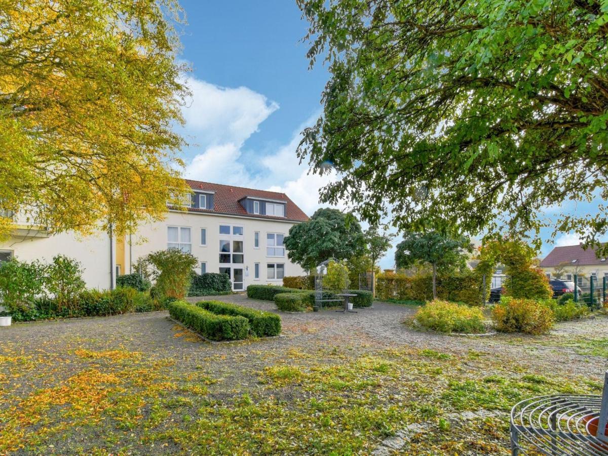 Charming Apartment With A Terrace Near The Sea Wiek auf Ruegen Exterior photo